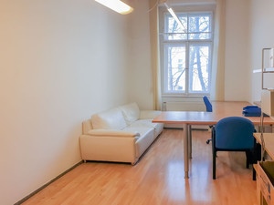 Advantageous offer of sublease of office…